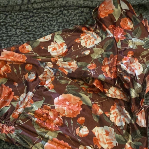 Suzanne Betro-Bell Sleeves, Velvet top, size XL - Picture 6 of 13